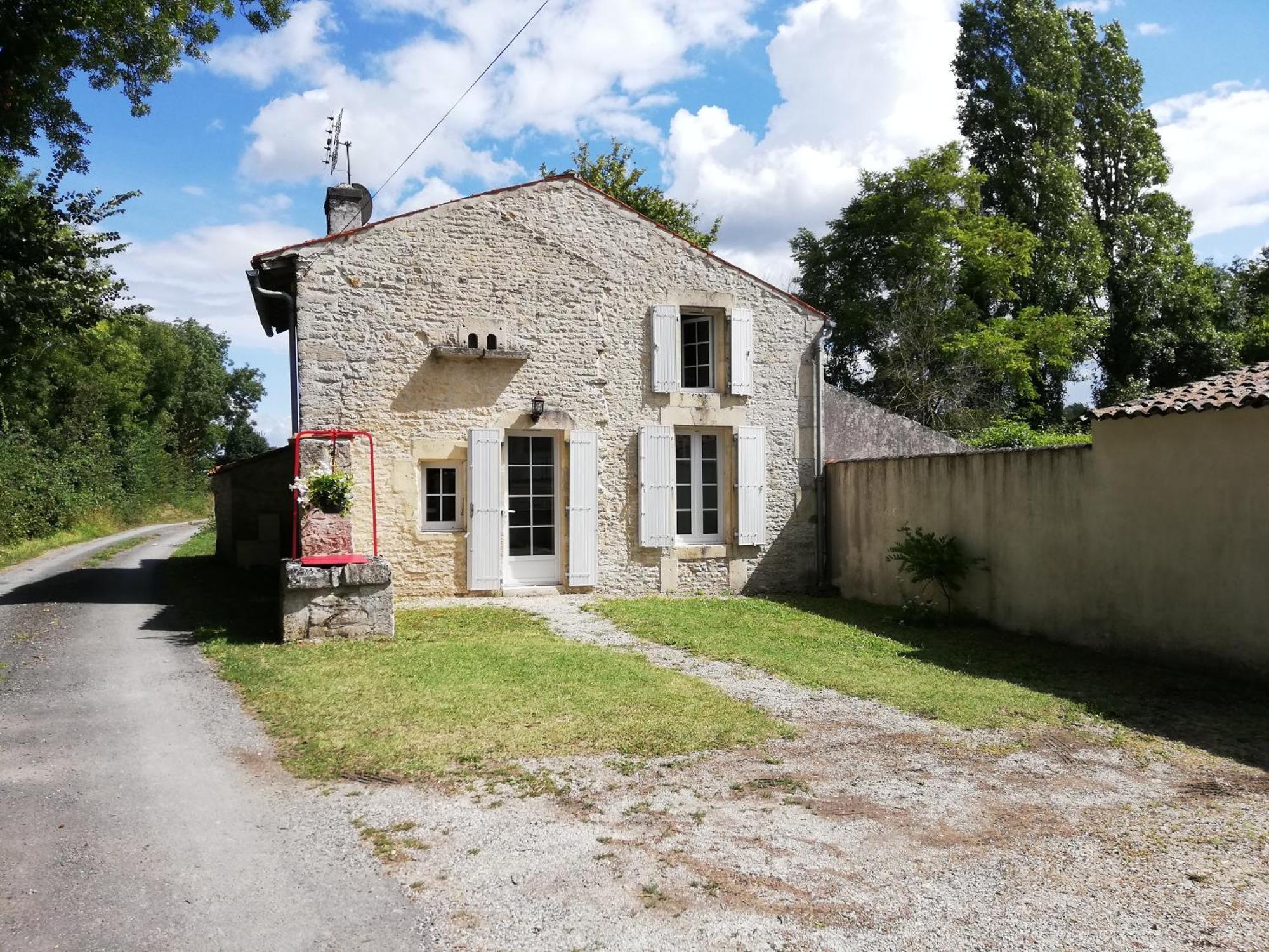 La Petite Maison Matha Exterior foto